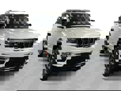 Used 2022 Jeep Grand Cherokee Limited w/ Luxury Tech Group II