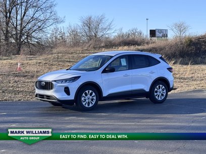 New 2025 Ford Escape Active w/ Active Premium Tech Pack