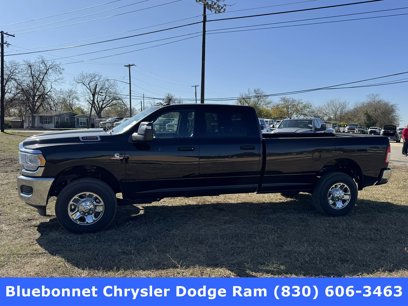 New 2024 RAM 2500 Tradesman w/ Chrome Appearance Group