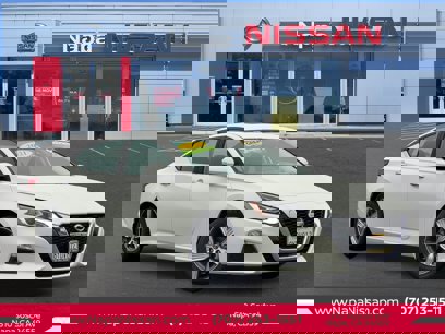 Used 2021 Nissan Altima 2.5 SV w/ SV Premium Package