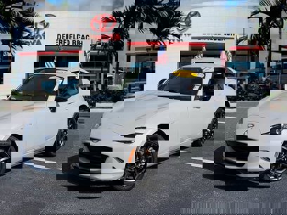 Used 2017 MAZDA MX-5 Miata RF Club