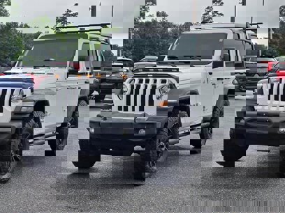 Used 2018 Jeep Wrangler Unlimited Sport S