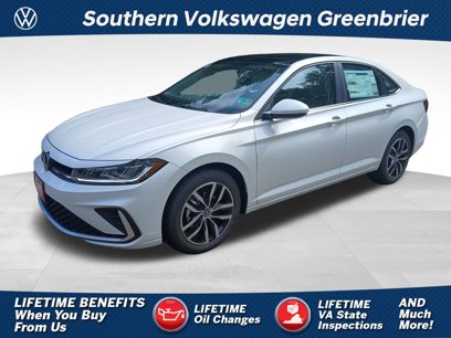 New 2025 Volkswagen Jetta SE