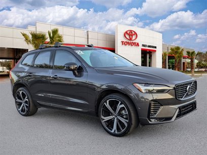 Used 2022 Volvo XC60 B5 R-Design w/ Advanced Package