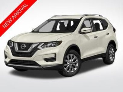 Used 2017 Nissan Rogue SV