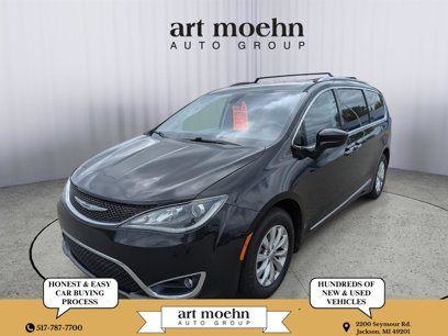 Used 2019 Chrysler Pacifica Touring-L