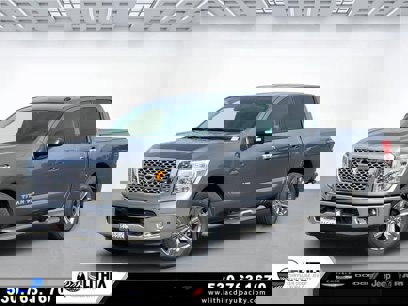 Used 2019 Nissan Titan SV w/ SV Convenience Package