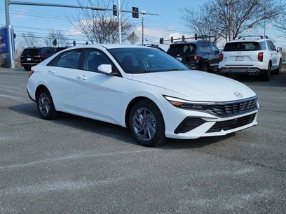 New 2025 Hyundai Elantra Blue