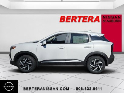 New 2025 Nissan Kicks SV