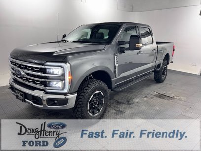 New 2025 Ford F250 4x4 Crew Cab Super Duty