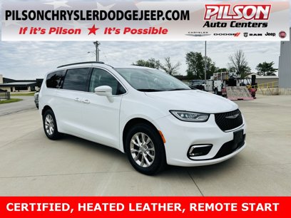 Used 2022 Chrysler Pacifica Touring-L