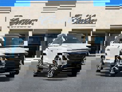 New 2025 Cadillac Lyriq Luxury