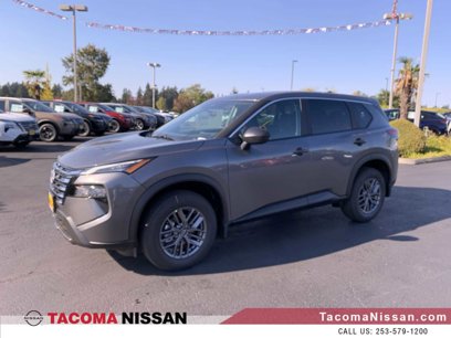 New 2025 Nissan Rogue S