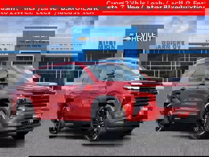 New 2025 Chevrolet Traverse LT w/ Sun and Wheel Package