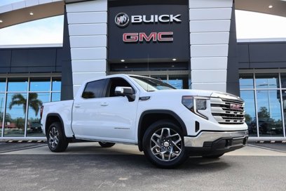New 2024 GMC Sierra 1500 SLE w/ Preferred Package