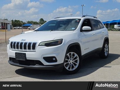 Used 2019 Jeep Cherokee Latitude w/ Popular Appearance Group