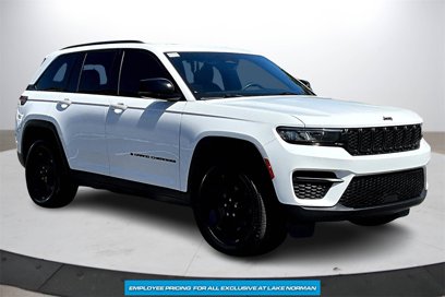 Used 2023 Jeep Grand Cherokee Altitude