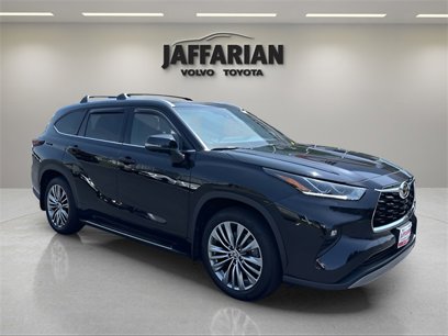 Used 2024 Toyota Highlander Platinum