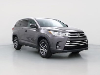 Used 2018 Toyota Highlander SE