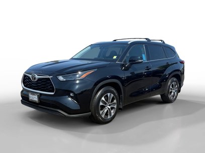 Used 2022 Toyota Highlander XLE