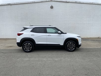 New 2025 Chevrolet TrailBlazer LT w/ LPO, Blackout Package