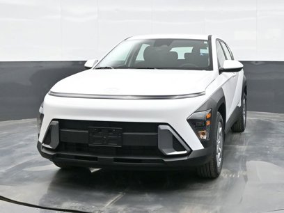 New 2025 Hyundai Kona SE