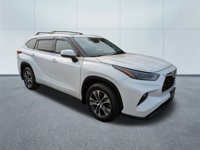 Used 2022 Toyota Highlander XLE