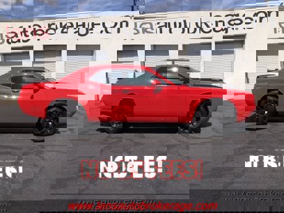 Used 2015 Dodge Challenger SXT