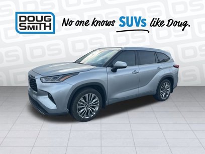 Used 2022 Toyota Highlander Platinum