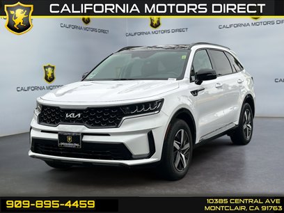Used 2023 Kia Sorento S w/ Panoramic Sunroof Package