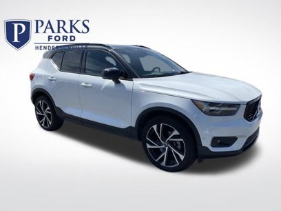 Used 2021 Volvo XC40 T5 R-Design w/ Advanced Package