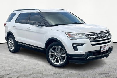 Used 2018 Ford Explorer XLT w/ Equipment Group 202A