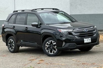 Used 2025 Subaru Forester Premium w/ Convenience Package #1
