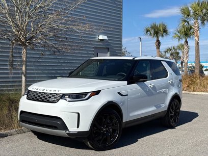 New 2025 Land Rover Discovery S