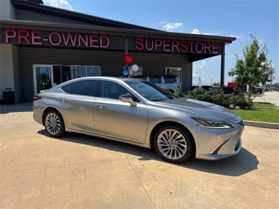 Used 2019 Lexus ES 300h