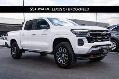 Used 2024 Chevrolet Colorado Z71 w/ Z71 Convenience Package 2