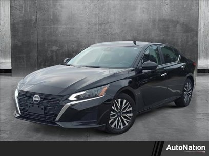 Used 2024 Nissan Altima 2.5 SV