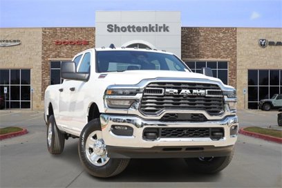 New 2025 RAM 2500 Tradesman w/ Chrome Appearance Group