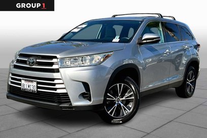 Used 2019 Toyota Highlander LE