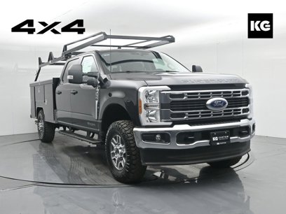 New 2025 Ford F350 XLT w/ FX4 Off-Road Package