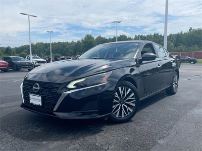 Used 2024 Nissan Altima 2.5 SV