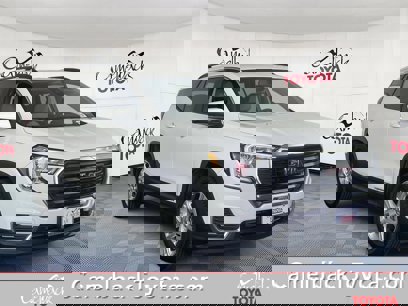 Used 2023 GMC Terrain SLE w/ Driver Convenience Package