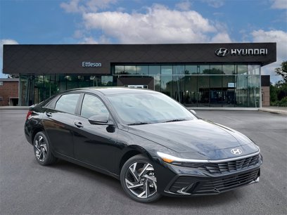New 2025 Hyundai Elantra SEL