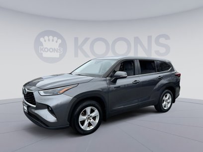 Used 2021 Toyota Highlander LE
