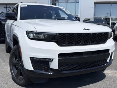 New 2025 Jeep Grand Cherokee Limited w/ Black Appearance Package