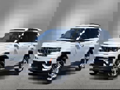 New 2025 Jeep Grand Cherokee Laredo X