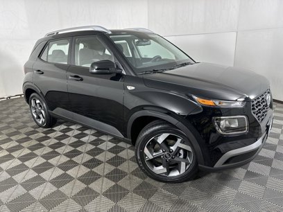 Used 2025 Hyundai Venue SEL