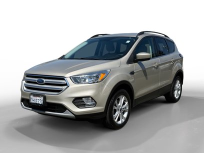 Used 2018 Ford Escape SE w/ SE Sync 3 Package