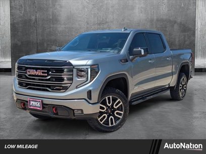 Used 2025 GMC Sierra 1500 AT4 w/ AT4 Premium Package