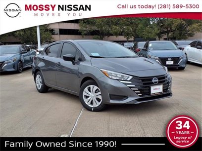 New 2025 Nissan Versa S w/ Trunk Package